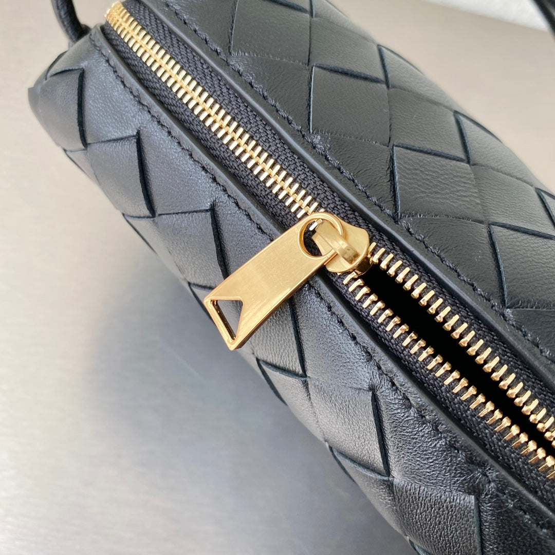 Top Quality Mini Loop Camera Bag Black, For Women, Women’s Bags 6.7in/17cm 680254V1G118425