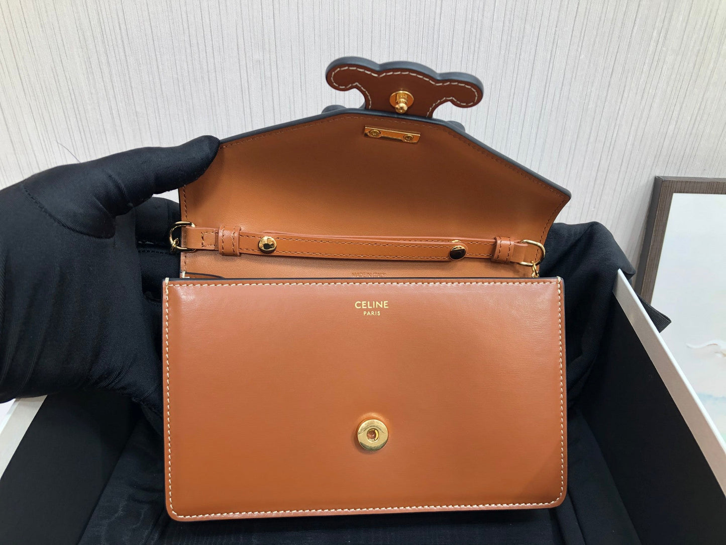 Top Quality Wallet On Chain Triomphe Tan For Women 7in/19cm 10J733DPV.04LU