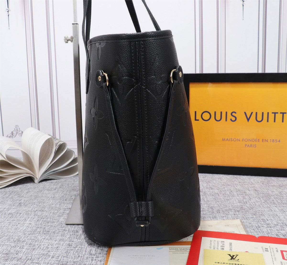 Top Quality Neverfull MM Tote Bag Monogram Empreinte Black For Women,  Shoulder Bags 12.2in/31cm Top Quality M45685