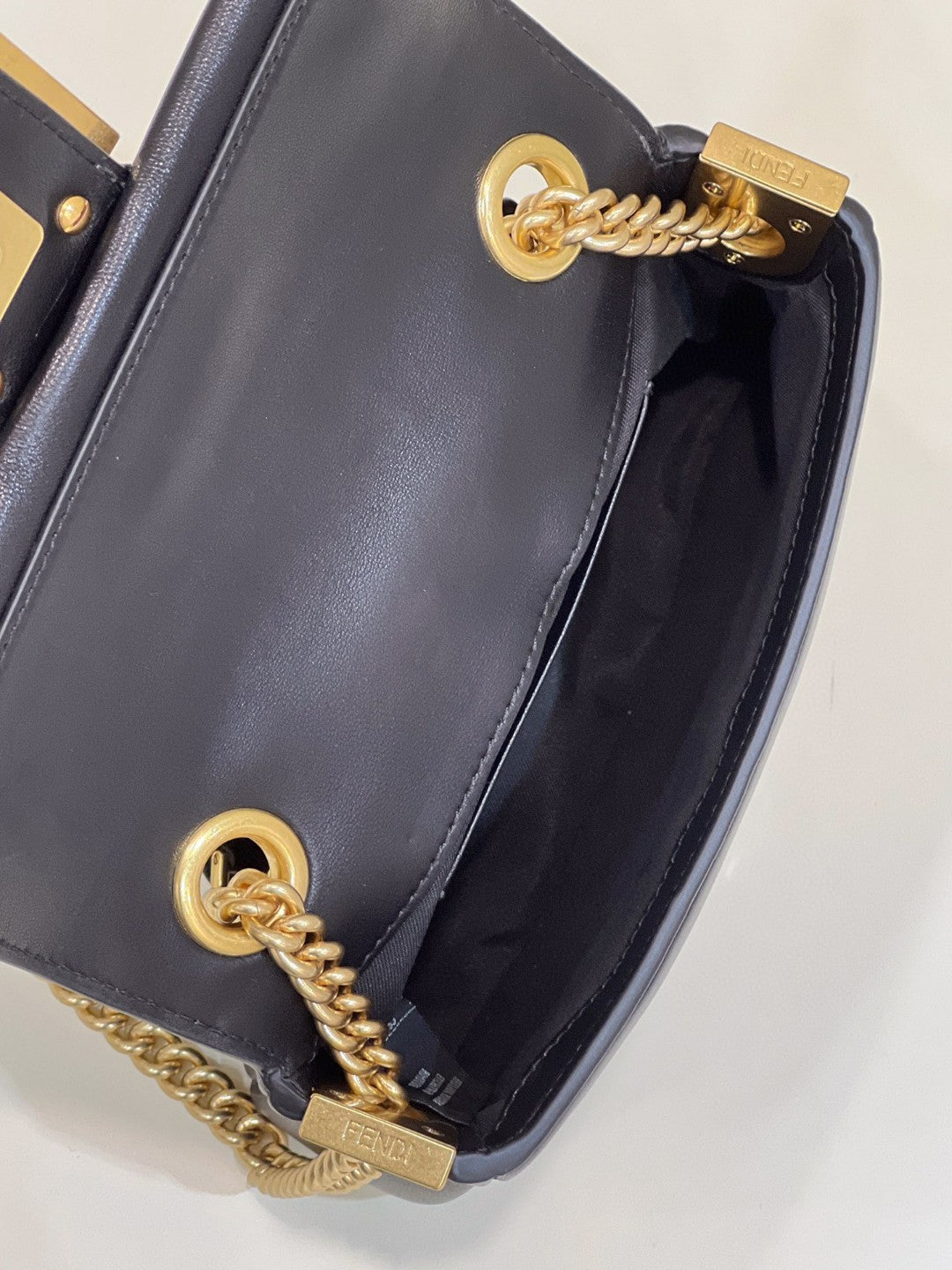 Top QualityTop Quality Baguette Chain Black  Bag For Woman 19cm/7.5in