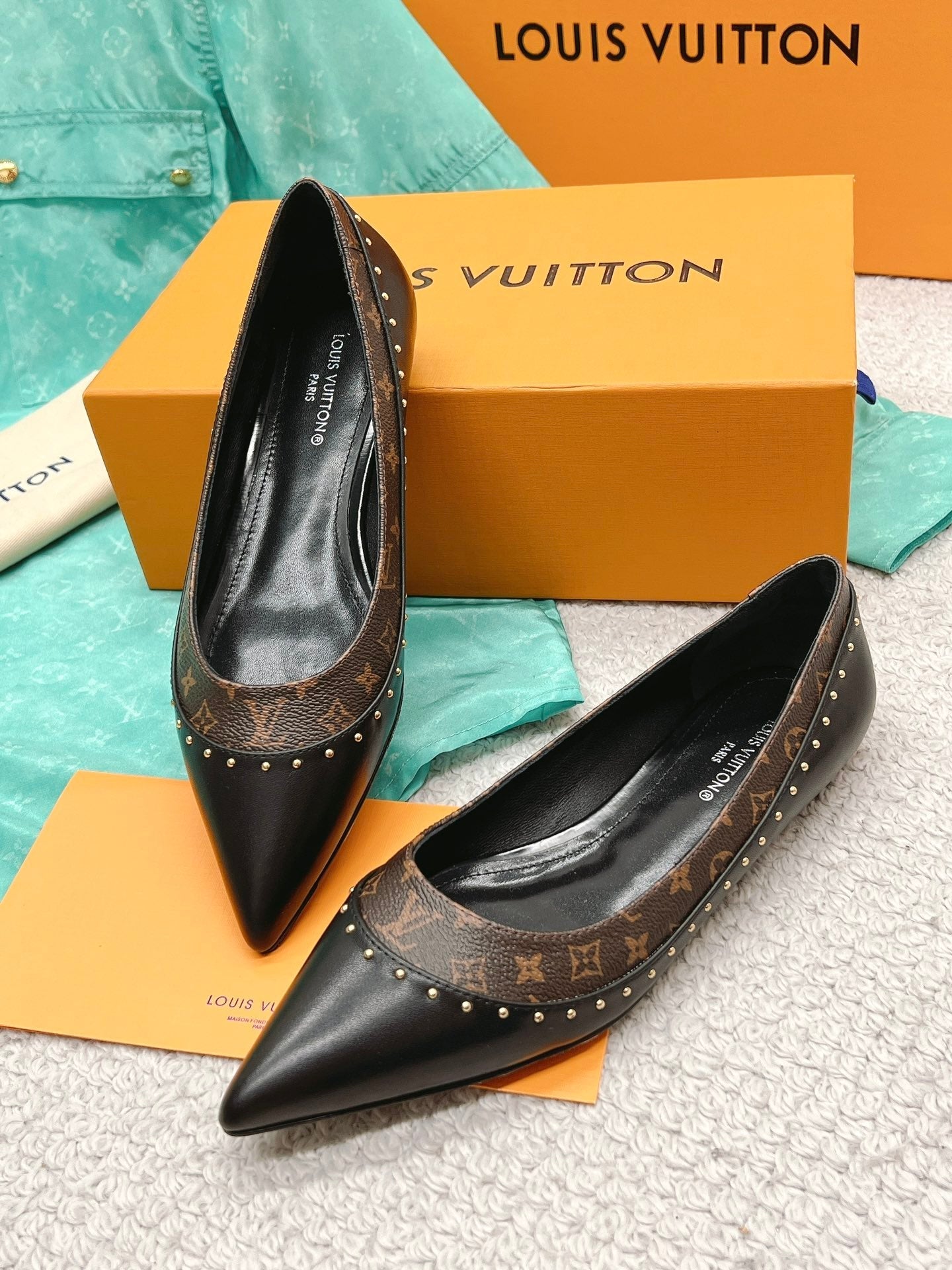 New 1:1 rep LUV High Heel Shoes 047