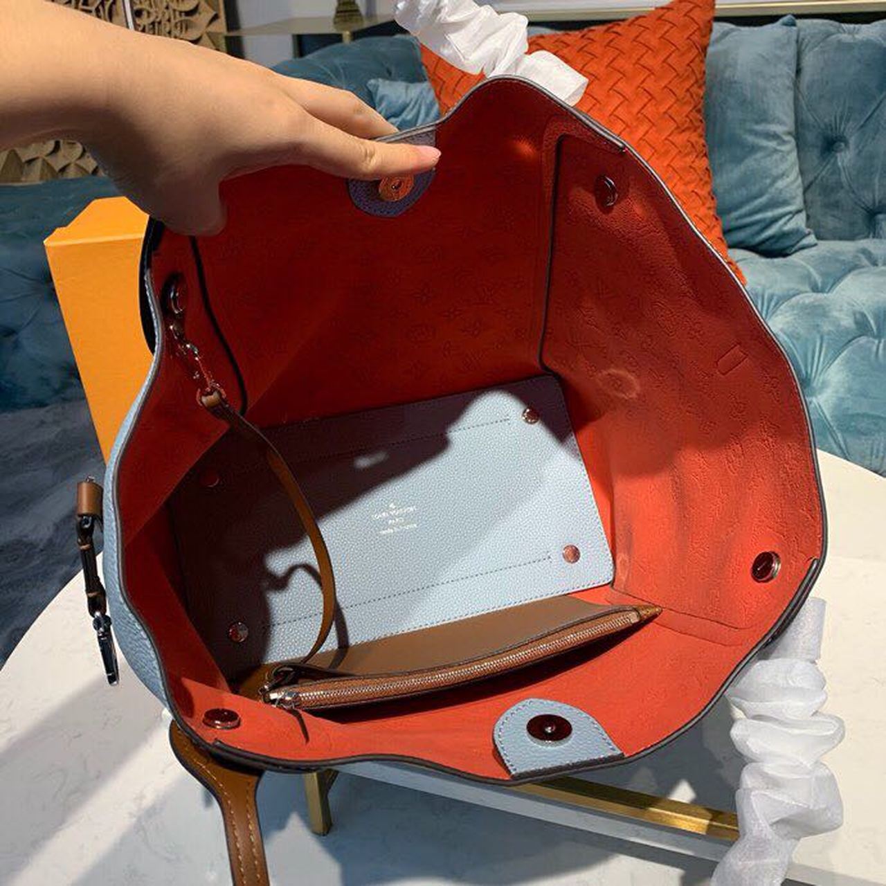 Top Quality Hina MM Bucket Bag Light Blue For Women,  Shoulder And Crossbody Bags 18.1in/46cm Top Quality M52975
