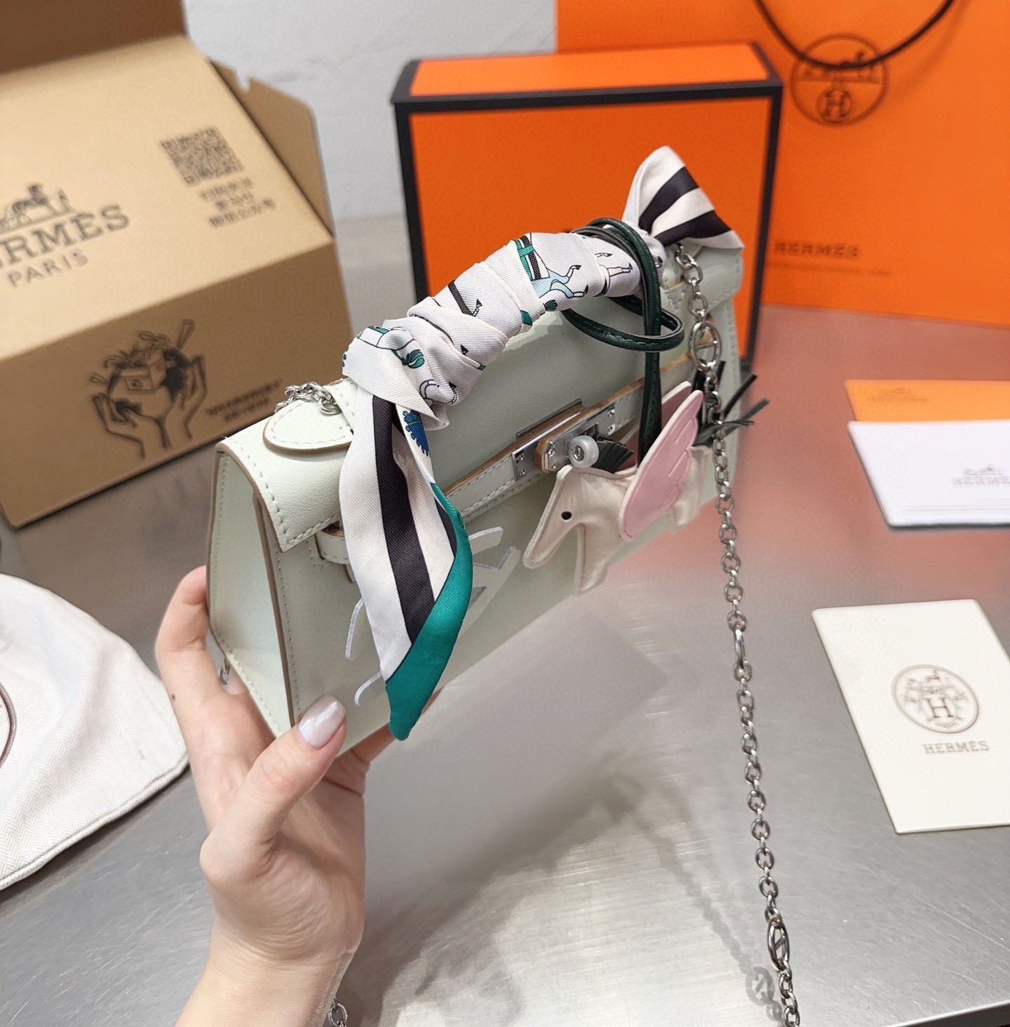 EN - New 1:1 rep  Bags HM 139