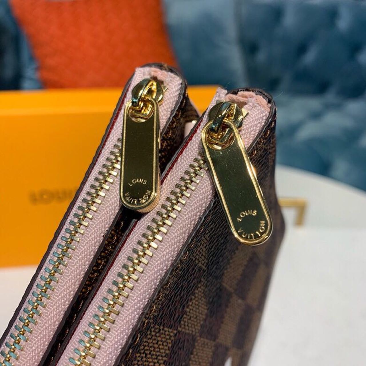 Top Quality Pochette Double Zip Damier Ebene Canvas Rose Ballerine Pink For Women, Womens Bags, Shoulder And Crossbody Bags 7.9in/21cm Top Quality N60254