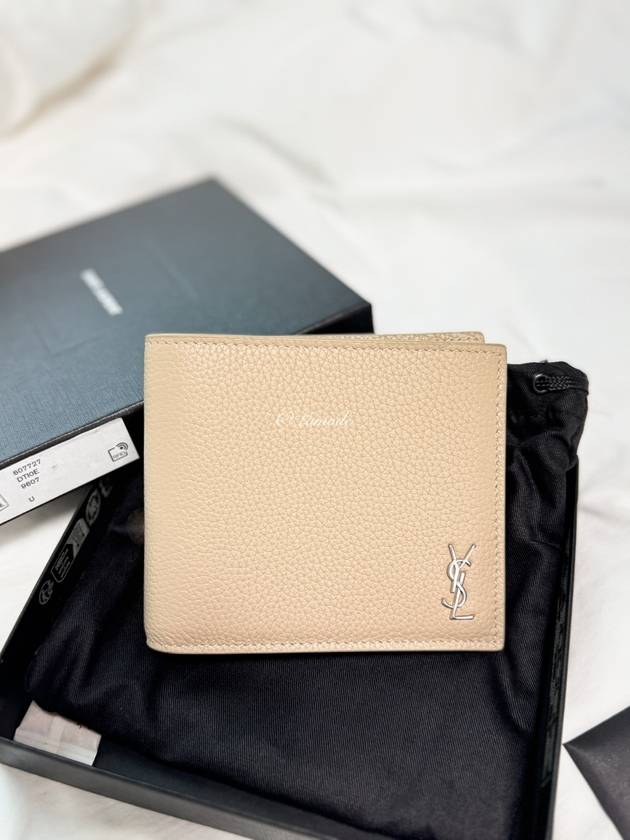 Luxury Saint Laurent Trending 2025 Tiny Cassandre Logo Plaque Half Wallet Beige