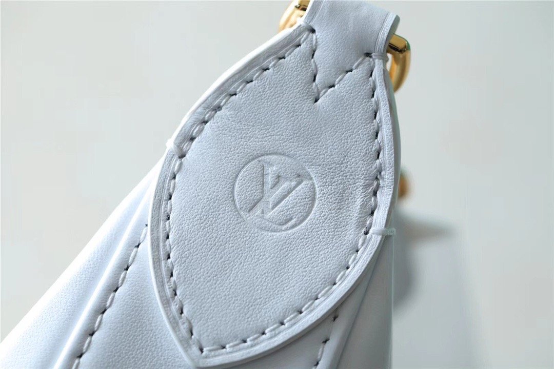 Top Quality Over The Moon Bag Handbags For Women In Snow White 10.8in/28cm Top Quality M59959