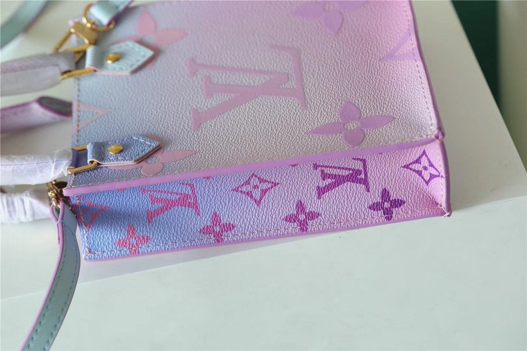 Top Quality Petit Sac Plat Bag In Monogram Canvas For Women 17cm/6.7 Inches Sunrise Pastel Top Quality M81341