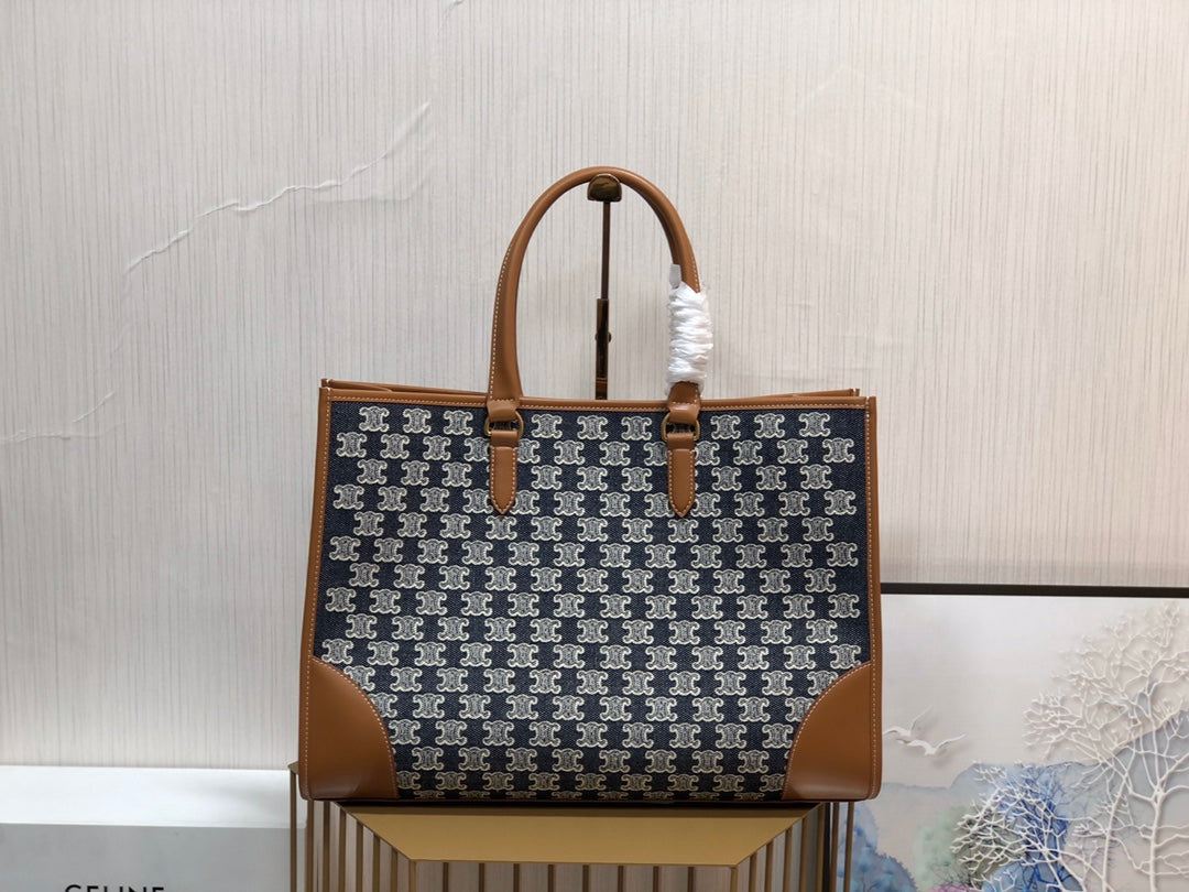 Top Quality Horizontal Cabas In Textile With Triomphe Embroidery Denim For Women 17in/43cm 