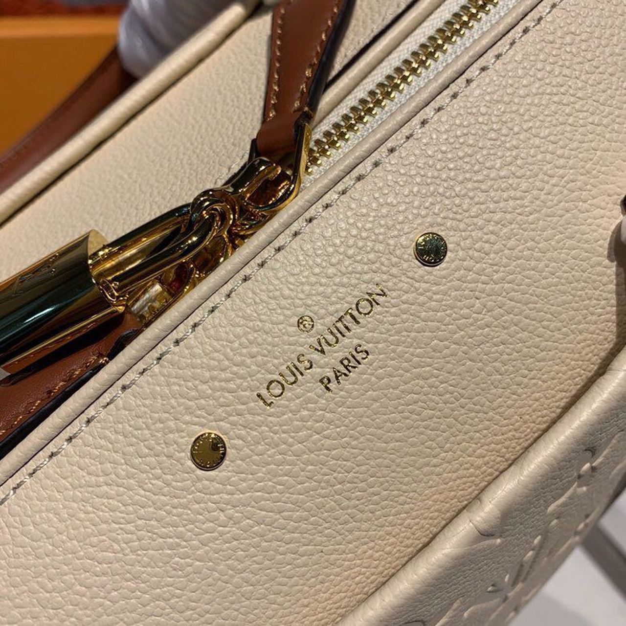 Top Quality Speedy Bandouliere 25 Monogram Empreinte Creme For Women,  Shoulder And Crossbody Bags 9.8in/25cm Top Quality M44736
