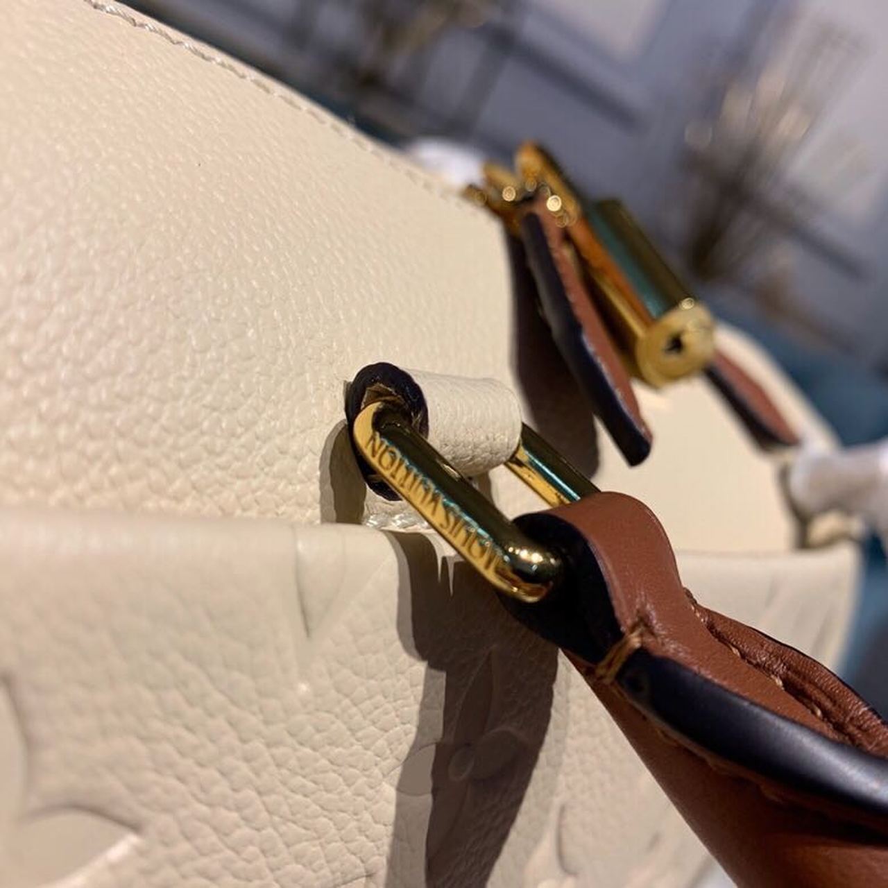 Top Quality Speedy Bandouliere 25 Monogram Empreinte Creme For Women,  Shoulder And Crossbody Bags 9.8in/25cm Top Quality M44736