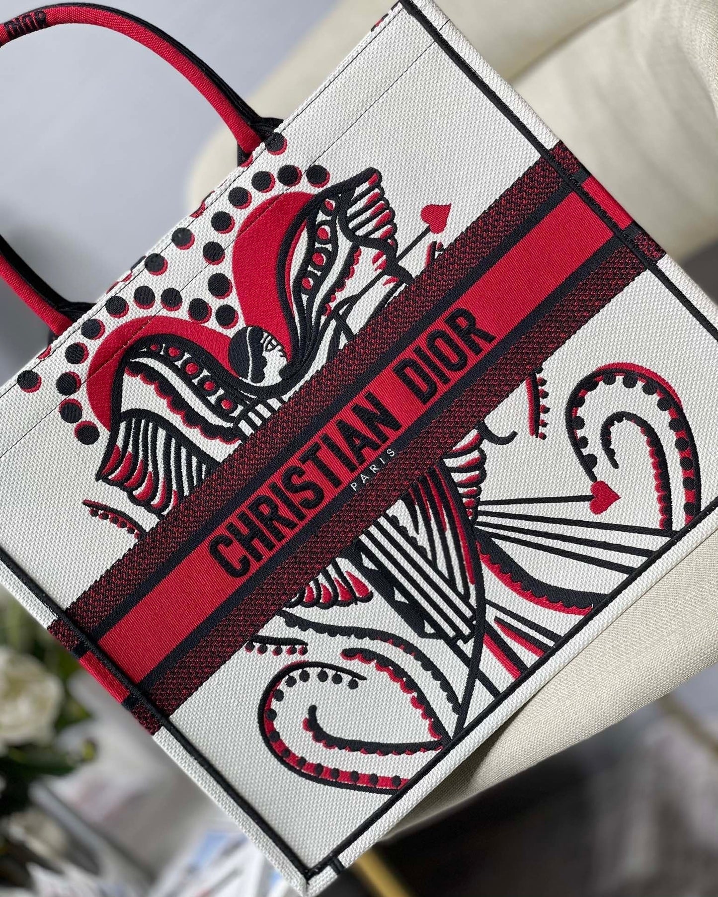 Top Quality MeTop Qualityum Book Tote Latte Multicolor Cupidon Embroidery, Red/White, For Women Womens Handbags, 41cm CD M1296ZTQG_M941