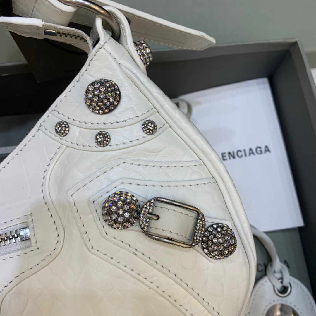 Top Quality Le Cagole XS Shoulder Bag In White, For Women,  Bags 13in/33cm 700940210BK9104