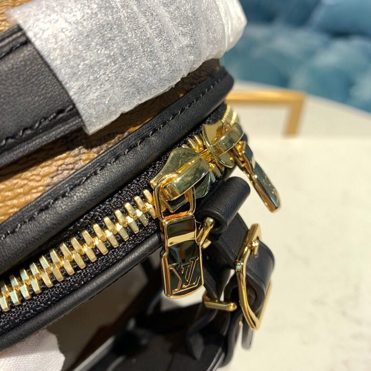 Top Quality Mini Boite Chapeau Monogram Reverse Canvas For Women, Womens Chain And Strap Wallet, Shoulder And Crossbody Wallet 5.1in/13cm Top Quality M68276