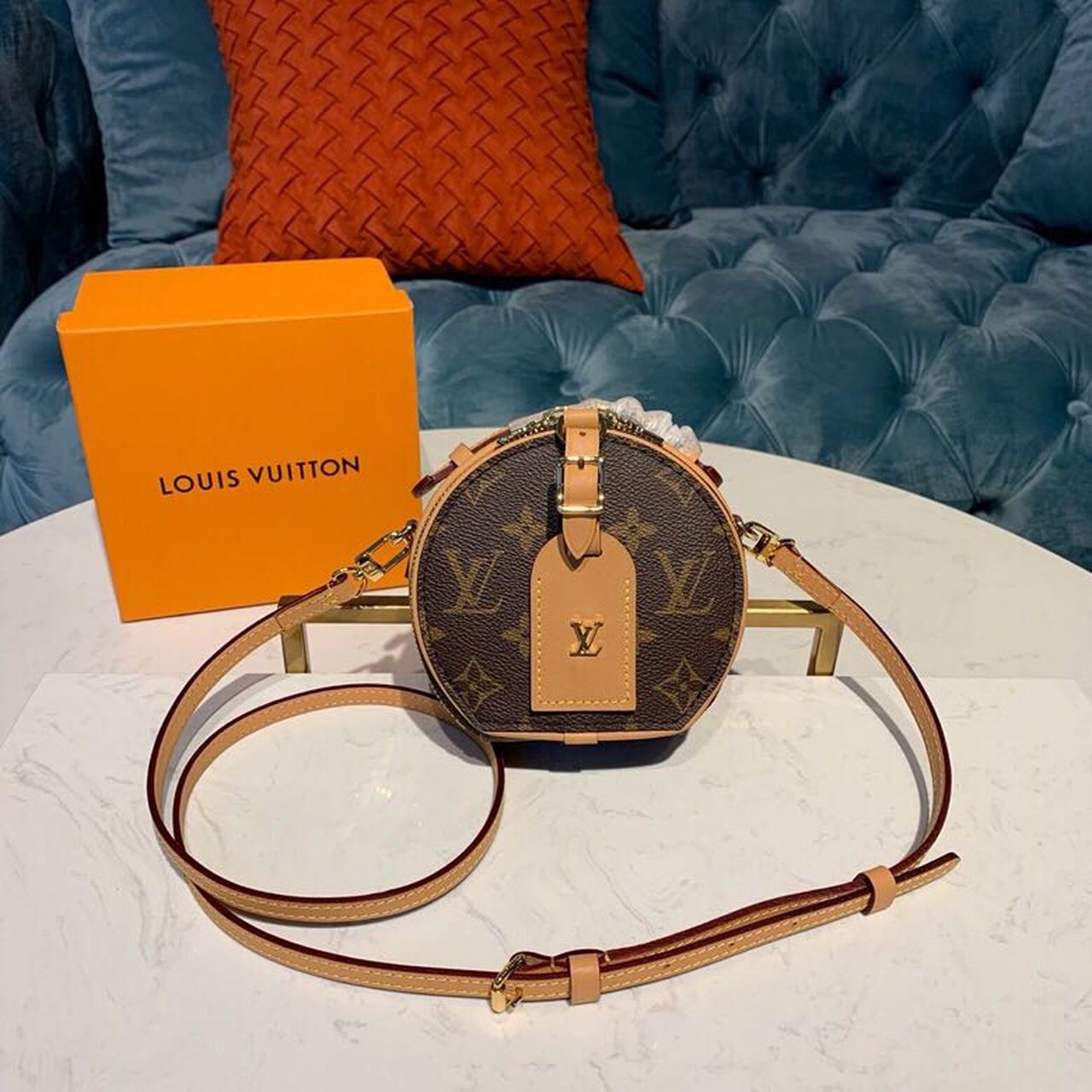 Top Quality Mini Boite Chapeau Monogram Canvas For Women, Womens Chain And Strap Wallet, Shoulder And Crossbody Wallet 5.1in/13cm Top Quality M44699