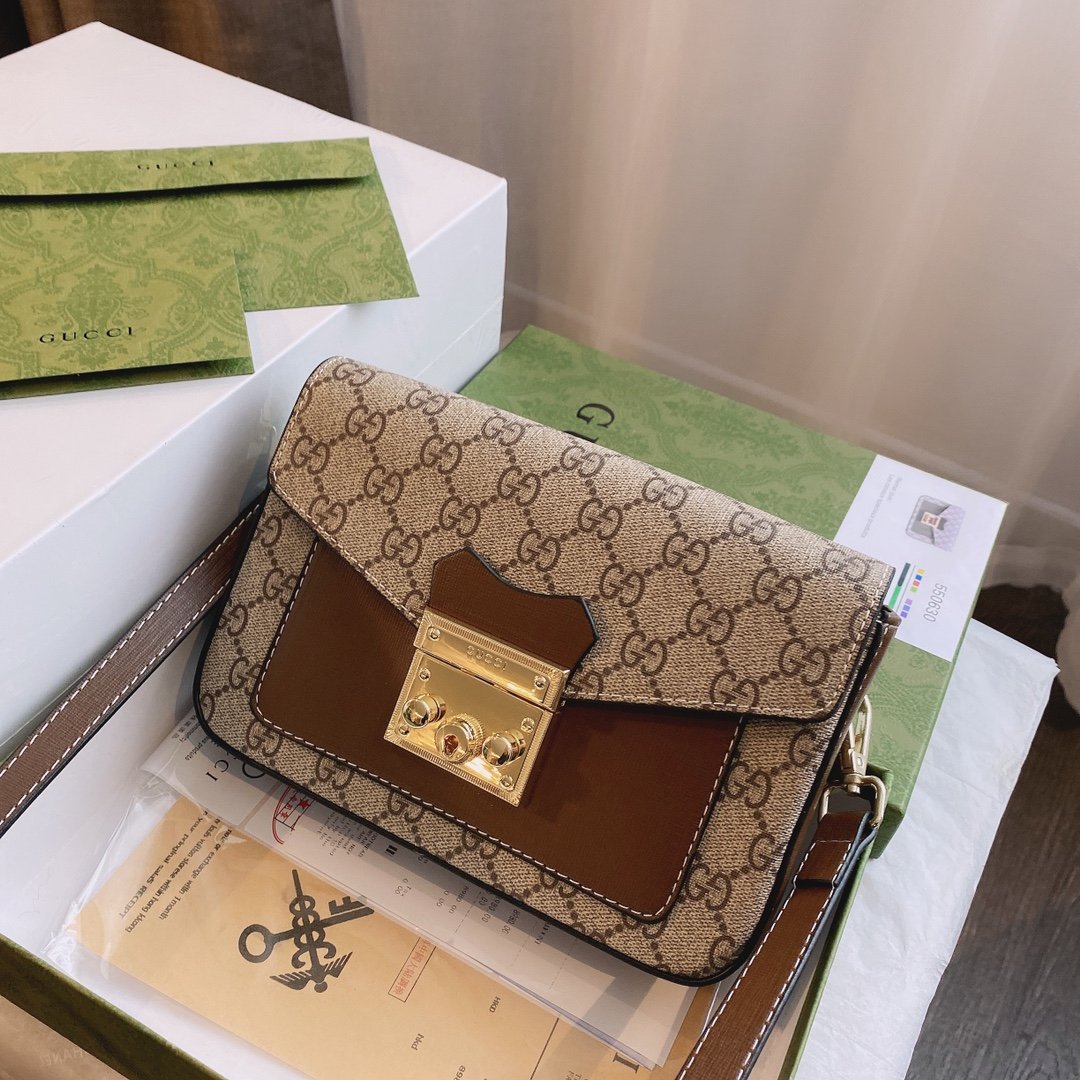 EN - New 1:1 rep  Bags GCI 262