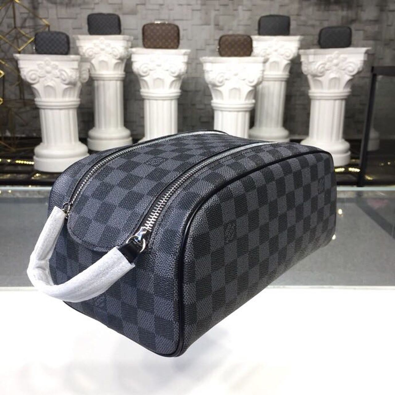 Top Quality King Size Toiletry Damier Graphite Canvas For Women, WoBags, Travel Bags 11in/28cm Top Quality