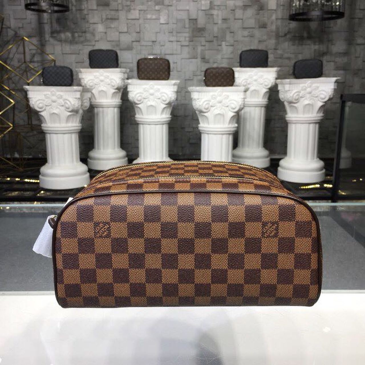 Top Quality King Size Toiletry Damier Ebene Canvas For Women, WoBags, Travel Bags 11in/28cm Top Quality N47527