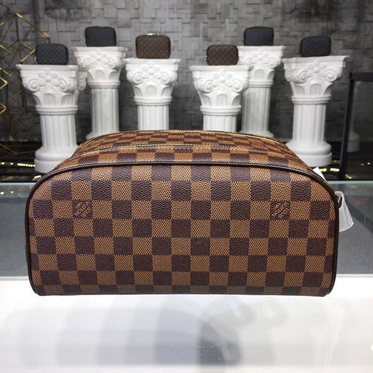 Top Quality King Size Toiletry Damier Ebene Canvas For Women, WoBags, Travel Bags 11in/28cm Top Quality N47527