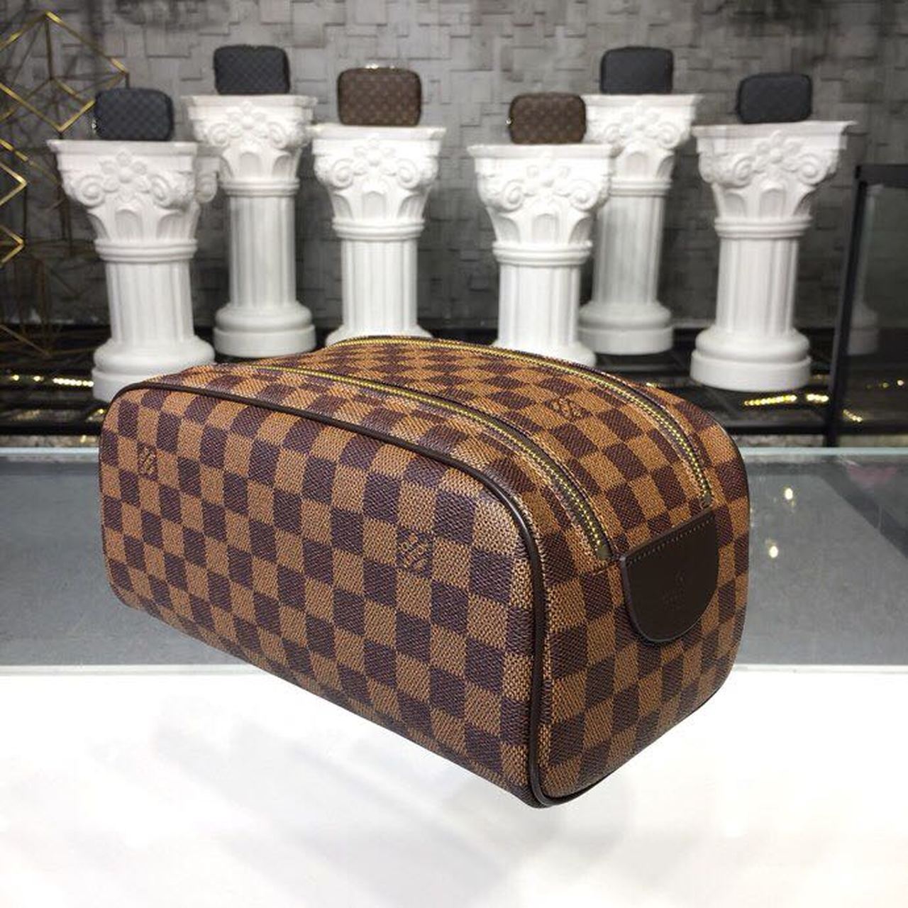 Top Quality King Size Toiletry Damier Ebene Canvas For Women, WoBags, Travel Bags 11in/28cm Top Quality N47527