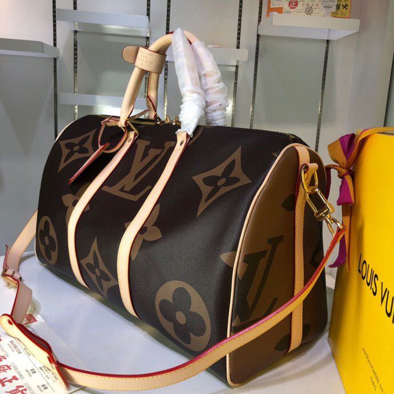Top Quality Keepall Bandouliere 50 Monogram and Monogram Reverse Canvas For Women, Womens Handbags, Travel Bags 19.7in/50cm Top Quality M44739