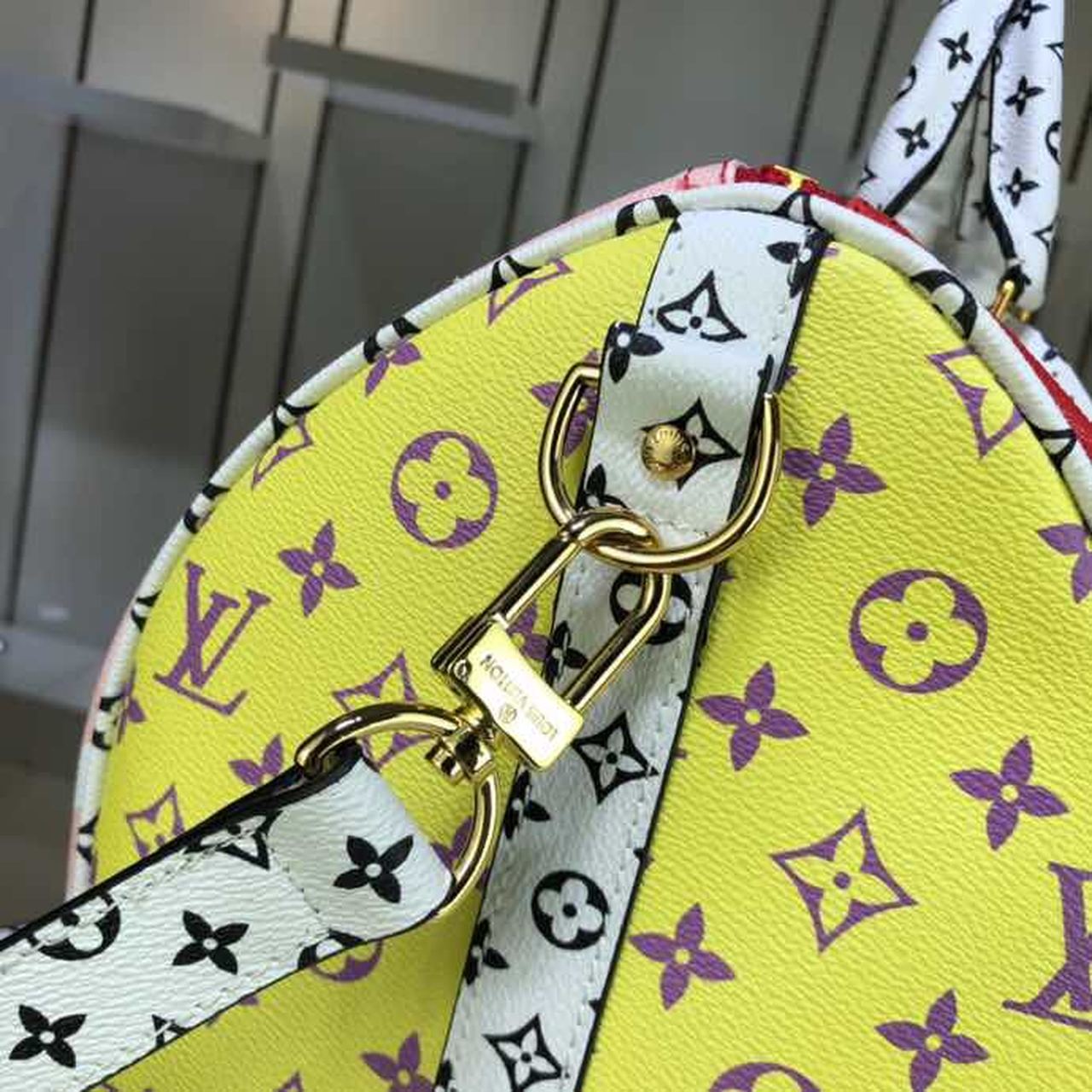 Top Quality Keepall Bandouliere 50 Monogram and Monogram Reverse Canvas Red For Women, Womens Handbags, Travel Bags 19.7in/50cm Top Quality