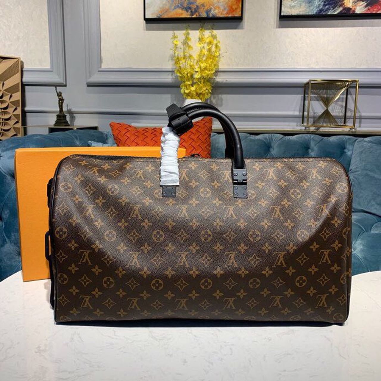 Top Quality Keepall Bandouliere 50 Monogram Solar Ray Canvas Black/Orange By Virgil Abloh For Men, Bags, Travel Bags 19.7in/50cm Top Quality M44471