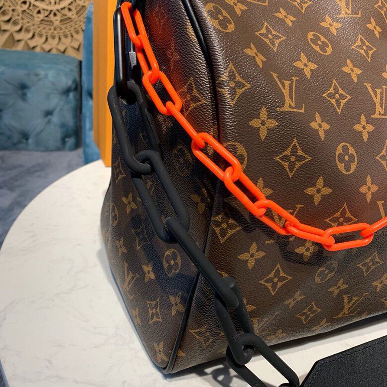 Top Quality Keepall Bandouliere 50 Monogram Solar Ray Canvas Black/Orange By Virgil Abloh For Men, Bags, Travel Bags 19.7in/50cm Top Quality M44471