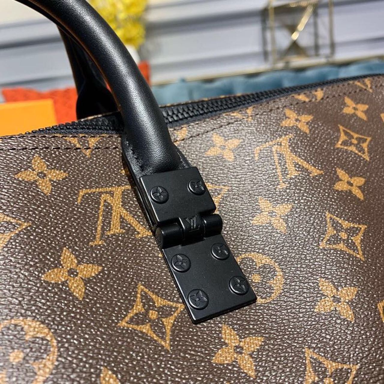 Top Quality Keepall Bandouliere 50 Monogram Solar Ray Canvas Black/Orange By Virgil Abloh For Men, Bags, Travel Bags 19.7in/50cm Top Quality M44471