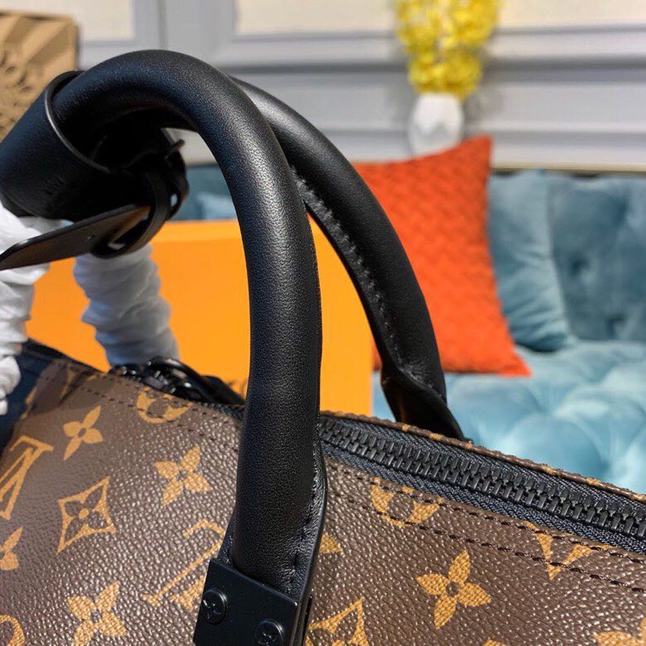 Top Quality Keepall Bandouliere 50 Monogram Solar Ray Canvas Black/Orange By Virgil Abloh For Men, Bags, Travel Bags 19.7in/50cm Top Quality M44471