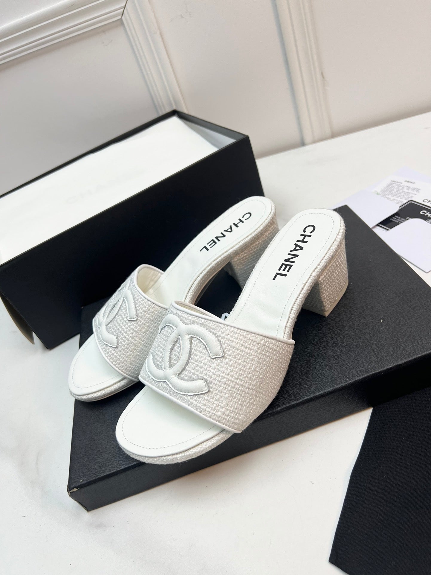New 1:1 rep CHL High Heel Shoes 059