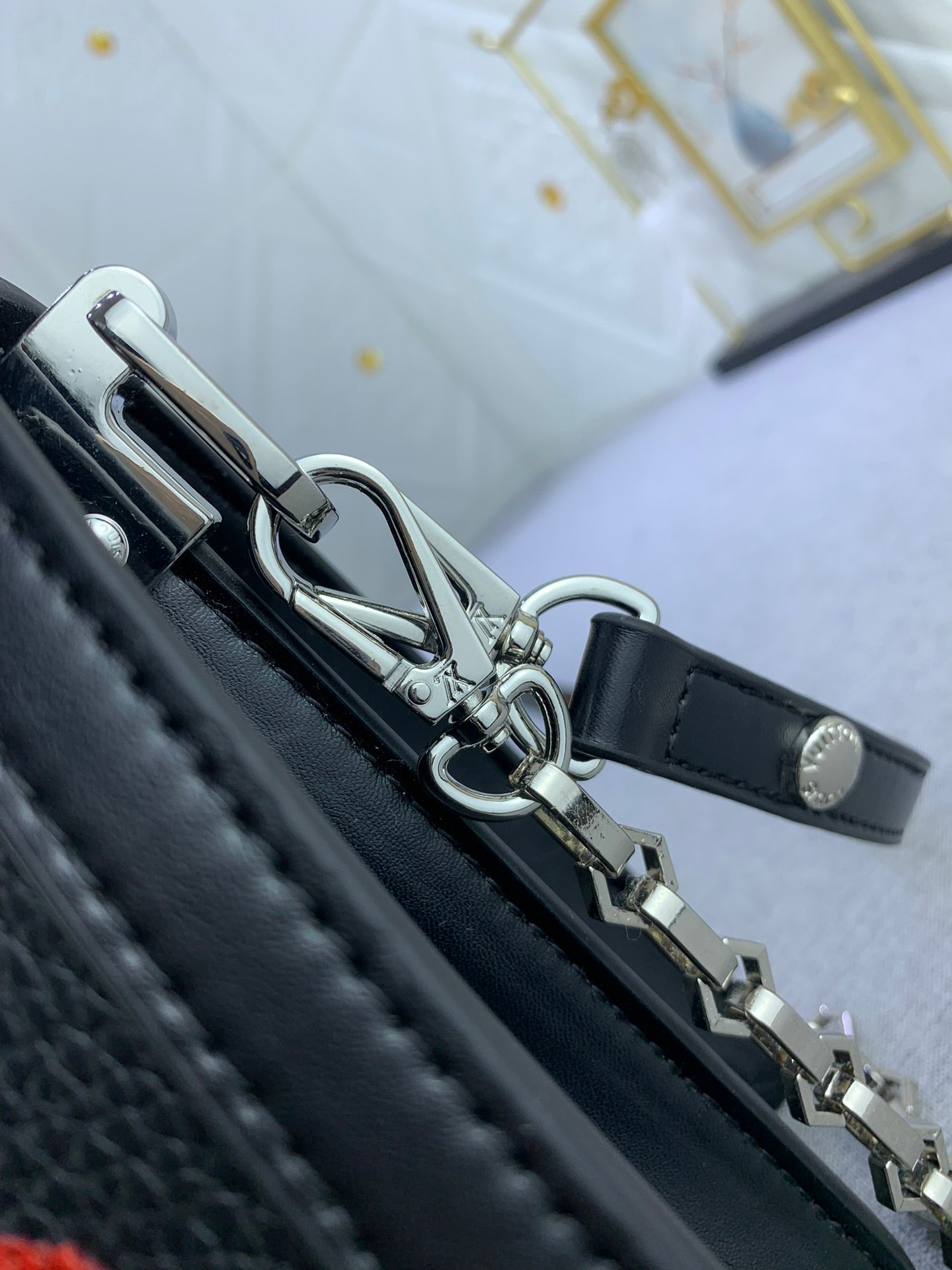 EN - New 1:1 rep  Bags LUV 658