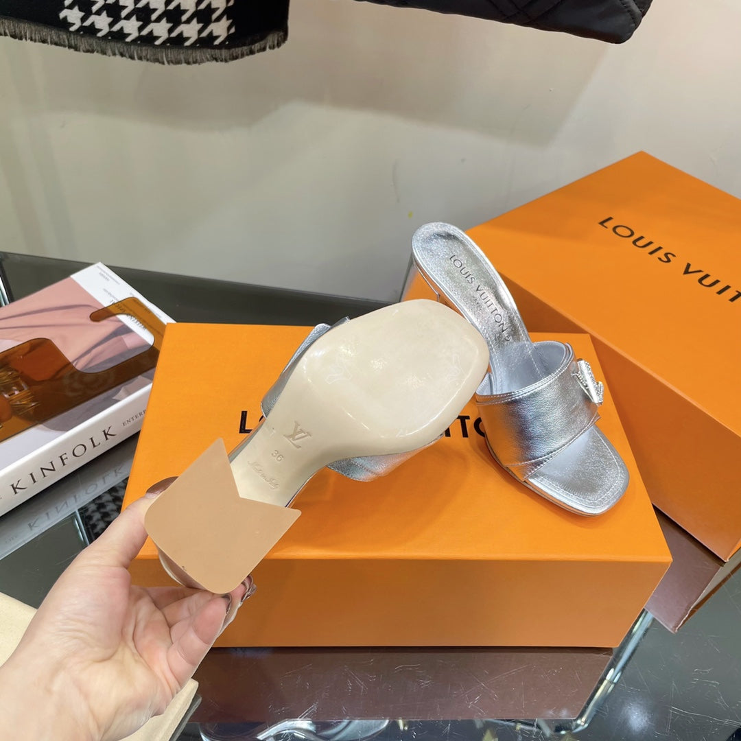 New 1:1 rep LUV High Heel Shoes 024
