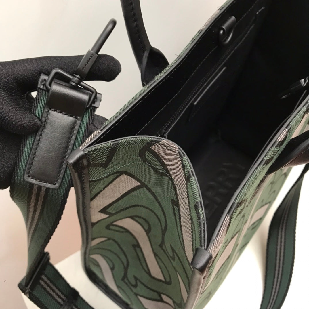 Top Quality Monogram Recycled Polyester Jacquard Tote For Women, Bags 14.8in/37.5cm
