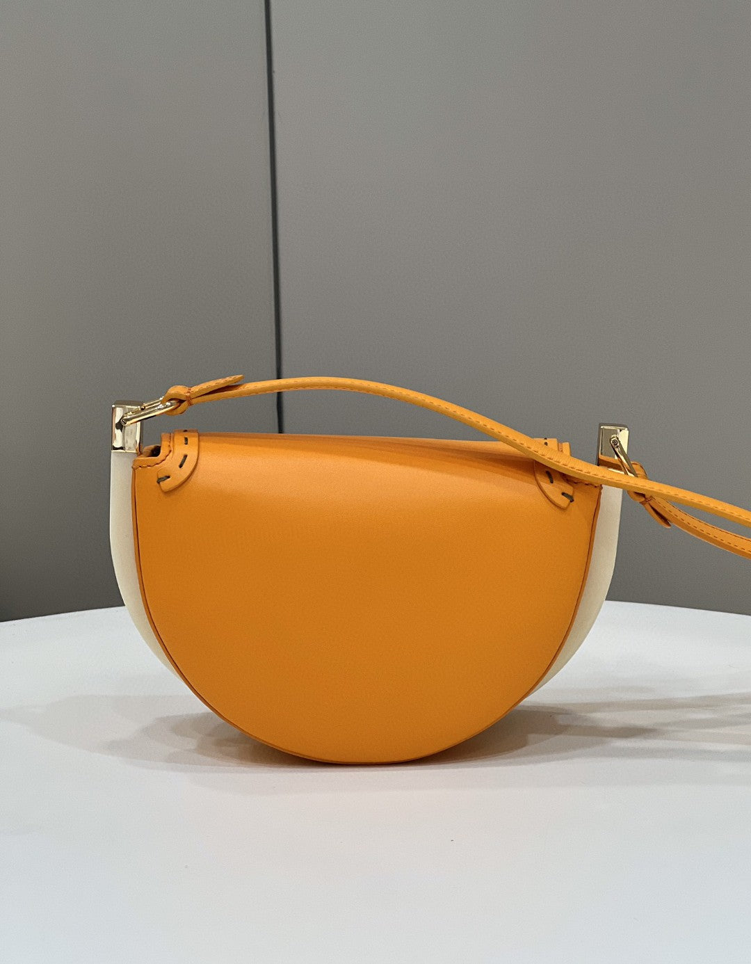 Top QualityTop Quality Moonlight Saddle Orange Bag For Woman 19cm/7.5in