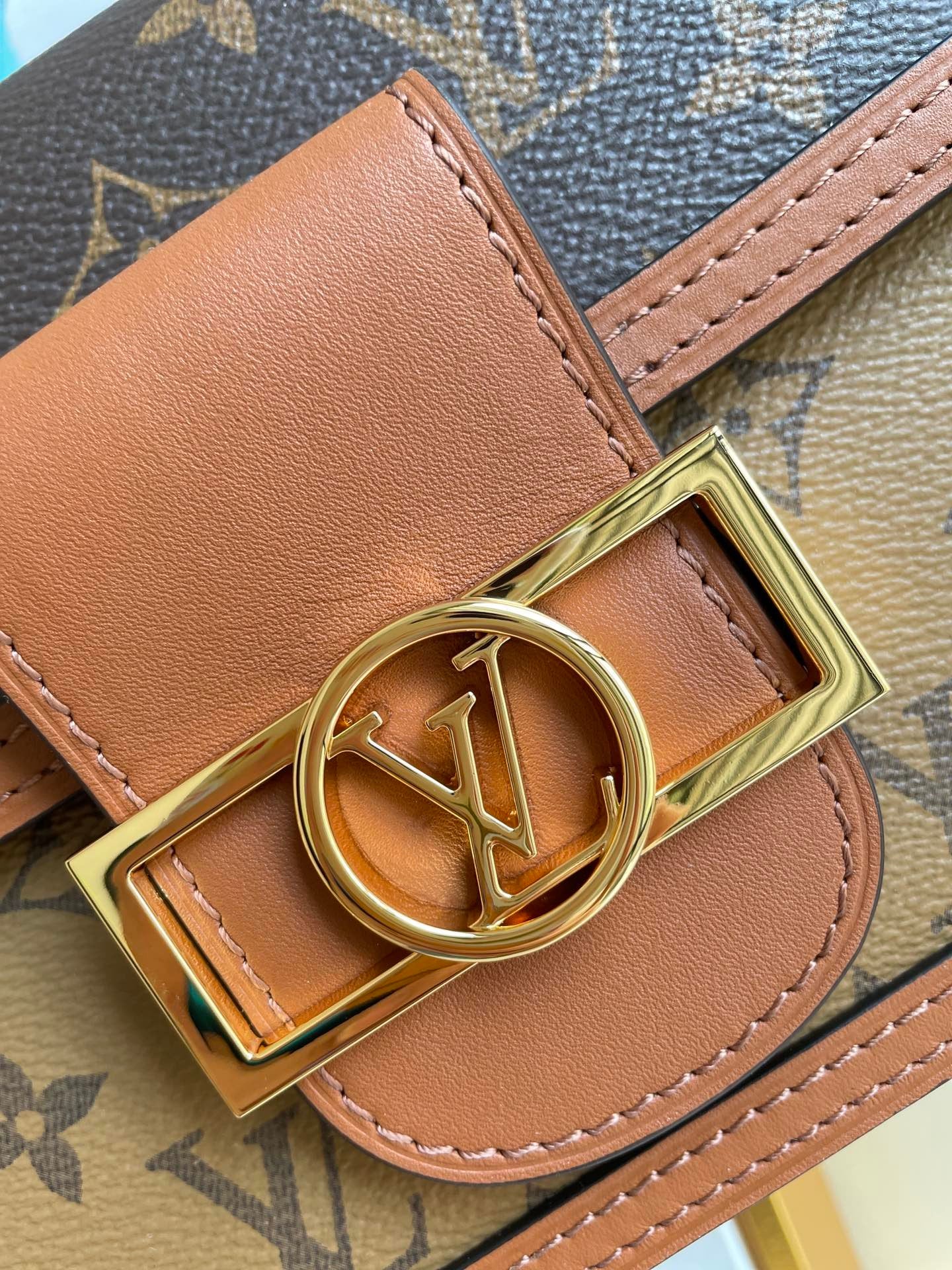 Top Quality Mini Dauphine Monogram And Monogram Reverse Canvas By Nicolas Ghesquière For Spring-Summer, For Women  Shoulder Bags 20cm Top Quality M45959