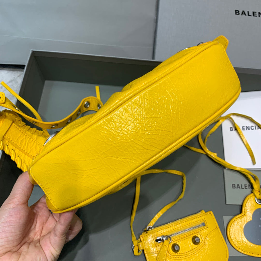 Top Quality Le Cagole XS Shoulder Bag In Yellow, For Women,  Bags 10.2in/26cm