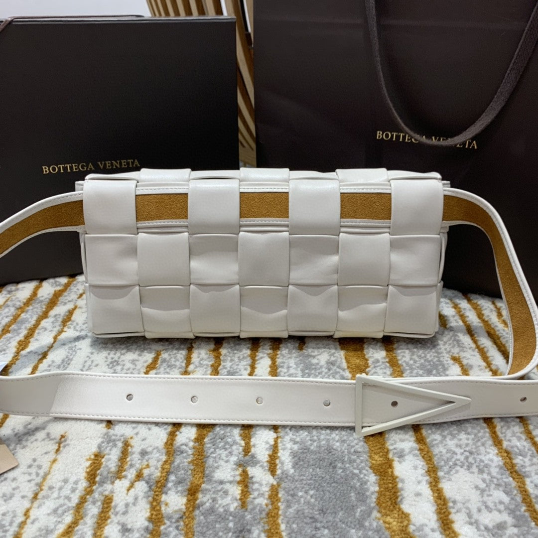 Top Quality Brick Cassette Bag For Women 11in/28cm In White