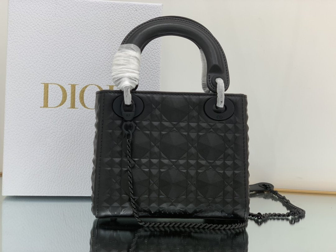 Top Quality Mini Lady Bag Black Cannage with Beaded Motif, Black, For Women Womens Handbags, Crossbody Bags, 18cm CD M0505SNEA_M900