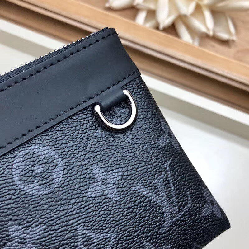 Top Quality Top Qualityscovery Pochette Monogram Pacific Canvas Black For Women, WoWallet 8.3in/21cm Top Quality M44323