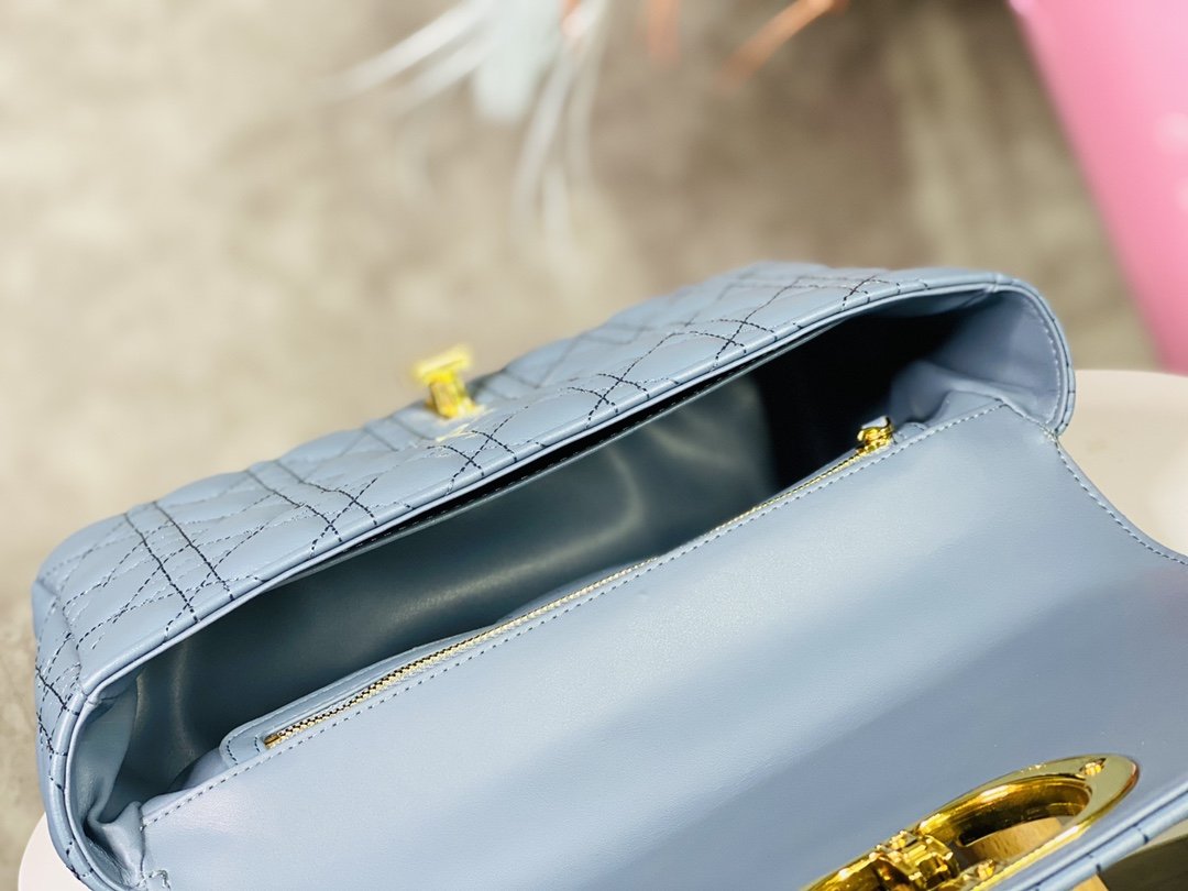 EN - New 1:1 rep  Bags DIR 235
