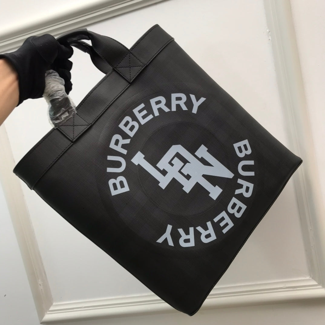 Top Quality Logo Graphic Convertible Tote London Check Canvas Large For Men, Bags 15in/38cm
