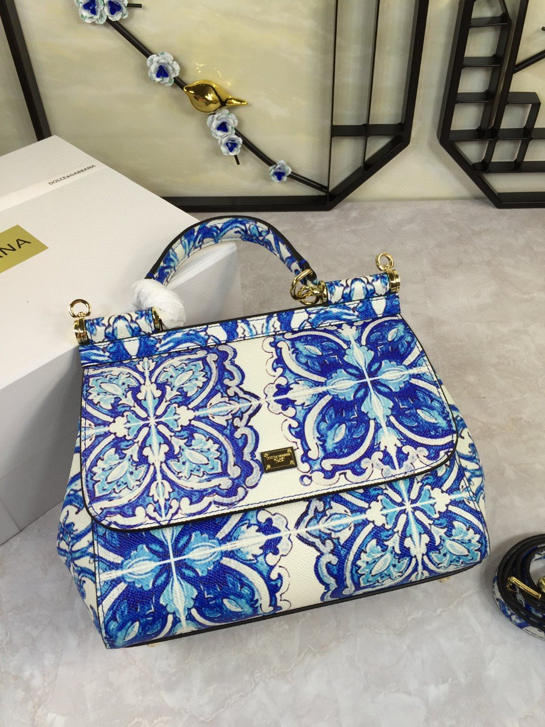 Top Quality MeTop Qualityum Sicily Handbag In Dauphine Muticolour For Women 10.2in/26cm Top Quality