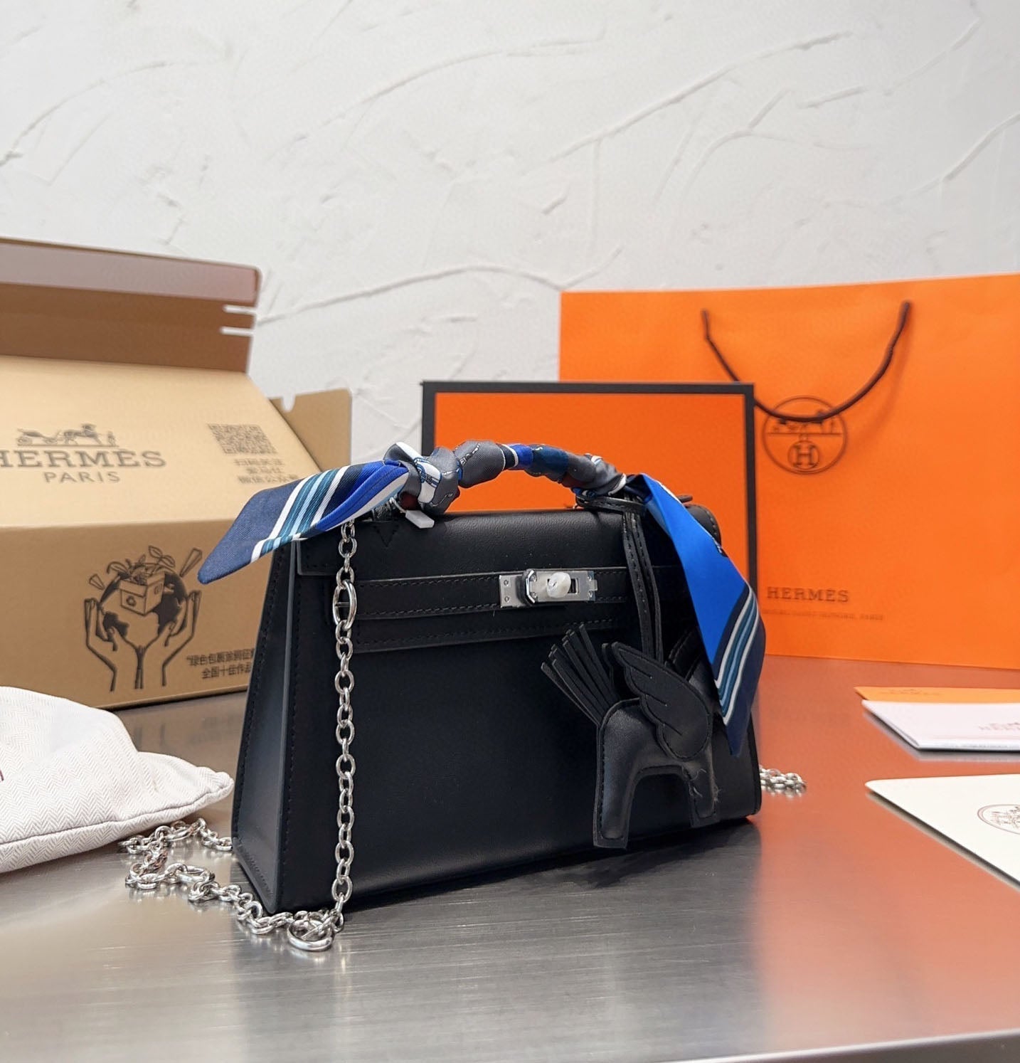 EN - New 1:1 rep  Bags HM 140