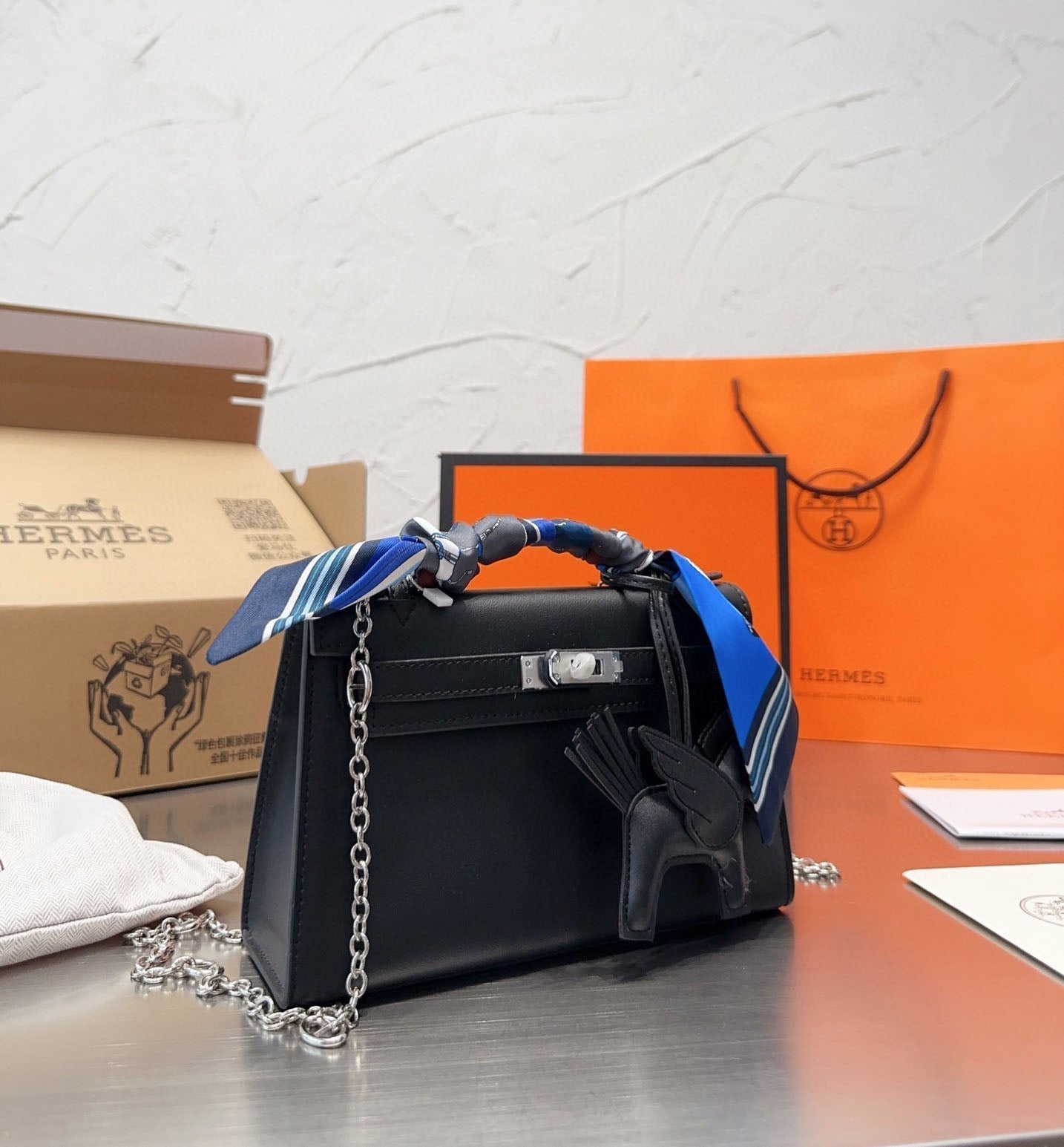 EN - New 1:1 rep  Bags HM 140