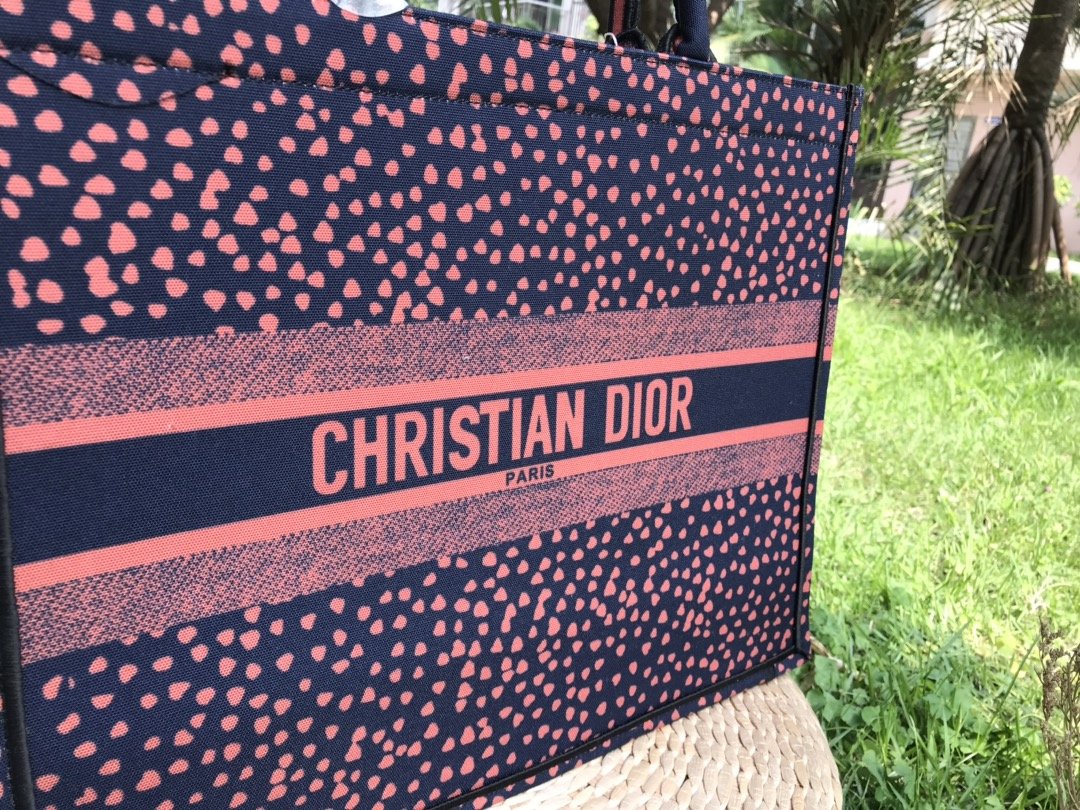 EN - New 1:1 rep  Bags DIR 251