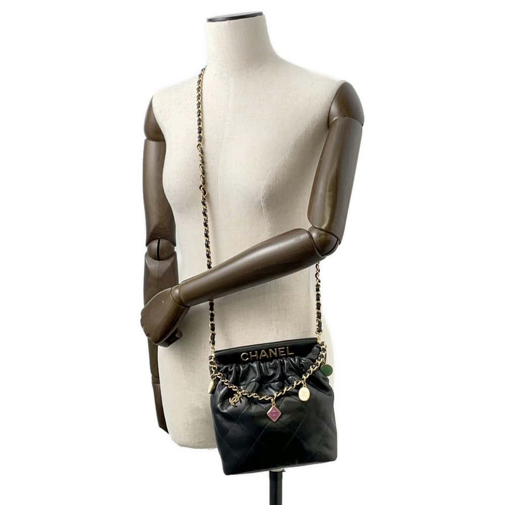 CHANEL 22 ChainShoulder Black AS3793 Lambskin Size Mini