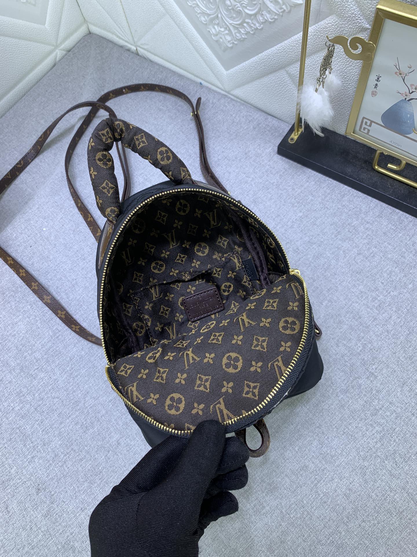 EN - New 1:1 rep Bag LUV 641