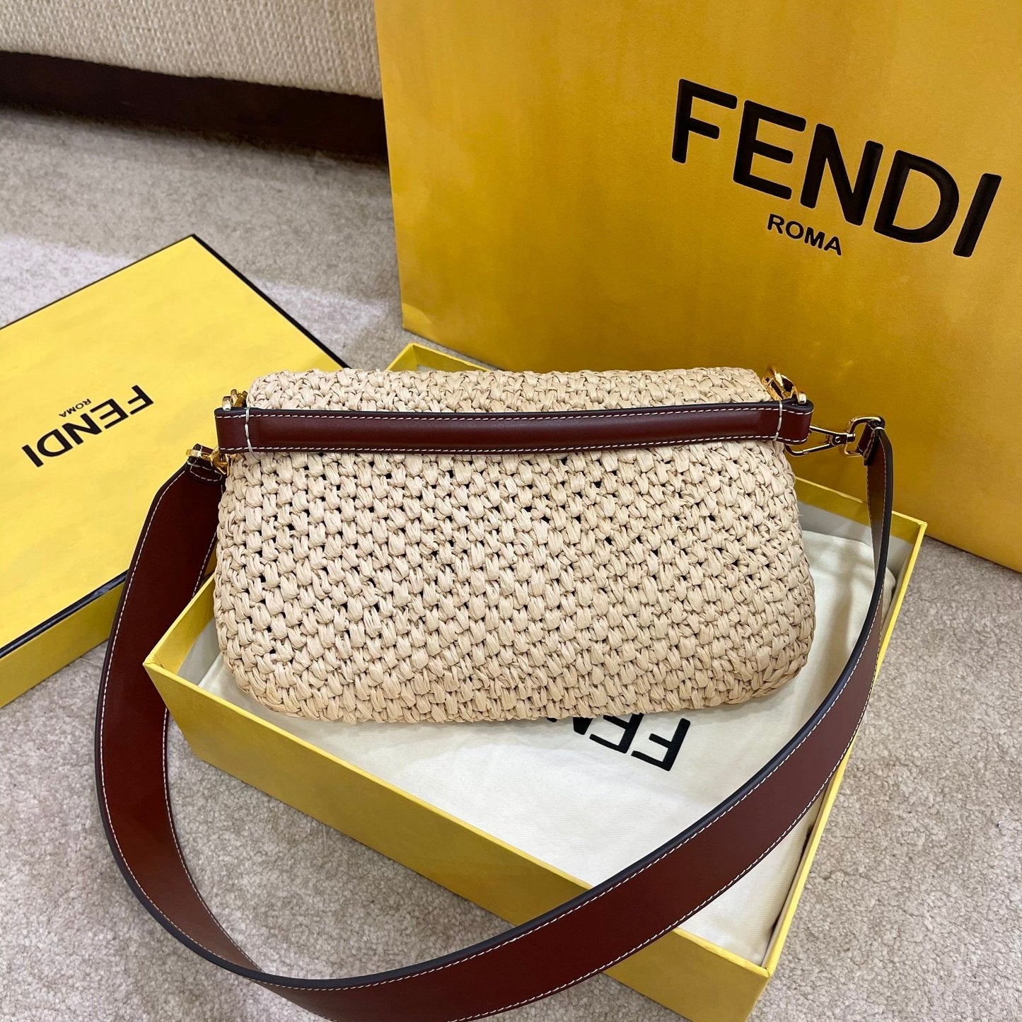 Top QualityTop Quality Baguette Woven Straw Red For Women, Women’s Handbags, Shoulder And Crossbody Bags 10in/26cm FF