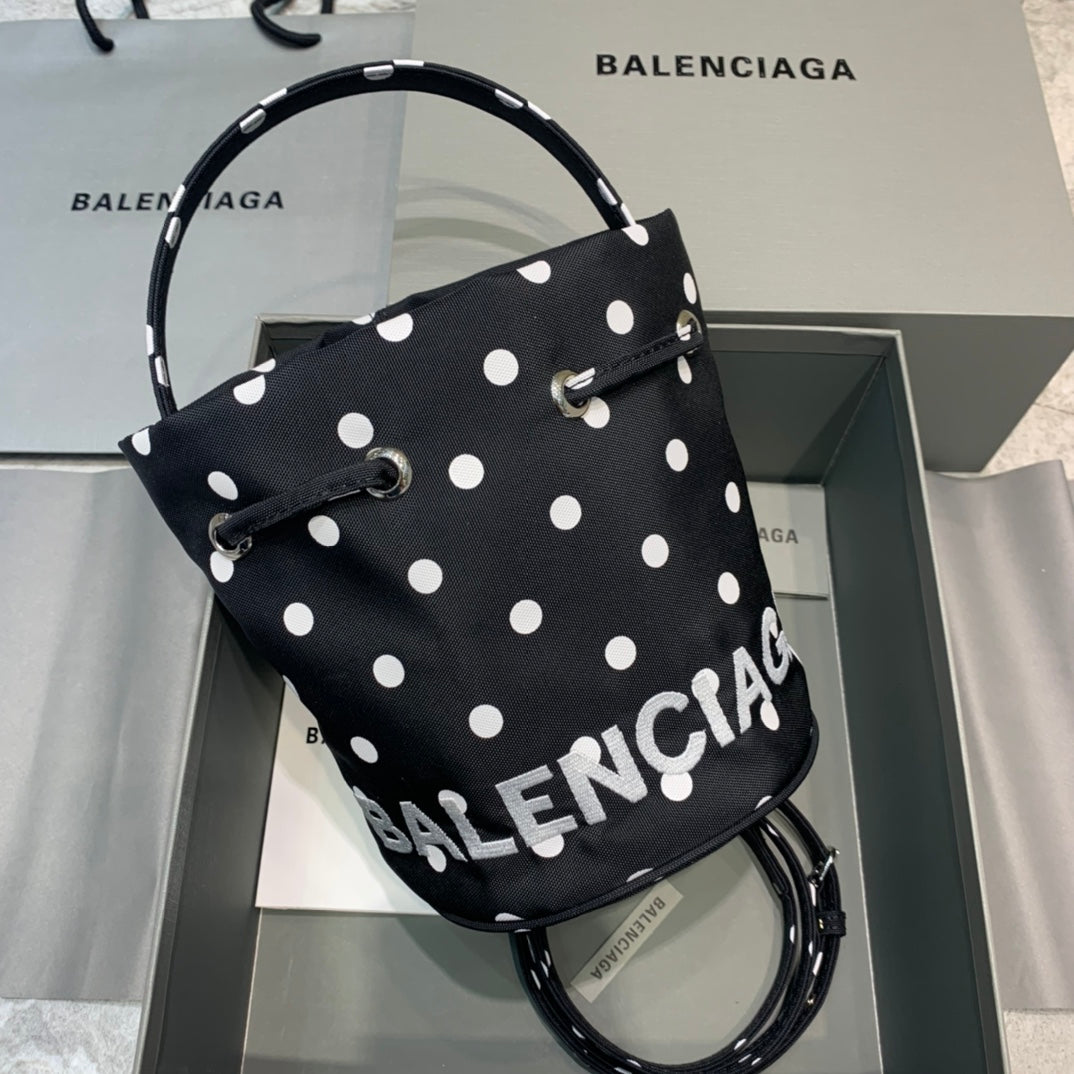 Balen Le Cagole MeTop Qualityum Bucket Bag In Black, For Women,  Bags 11.8in/30cm