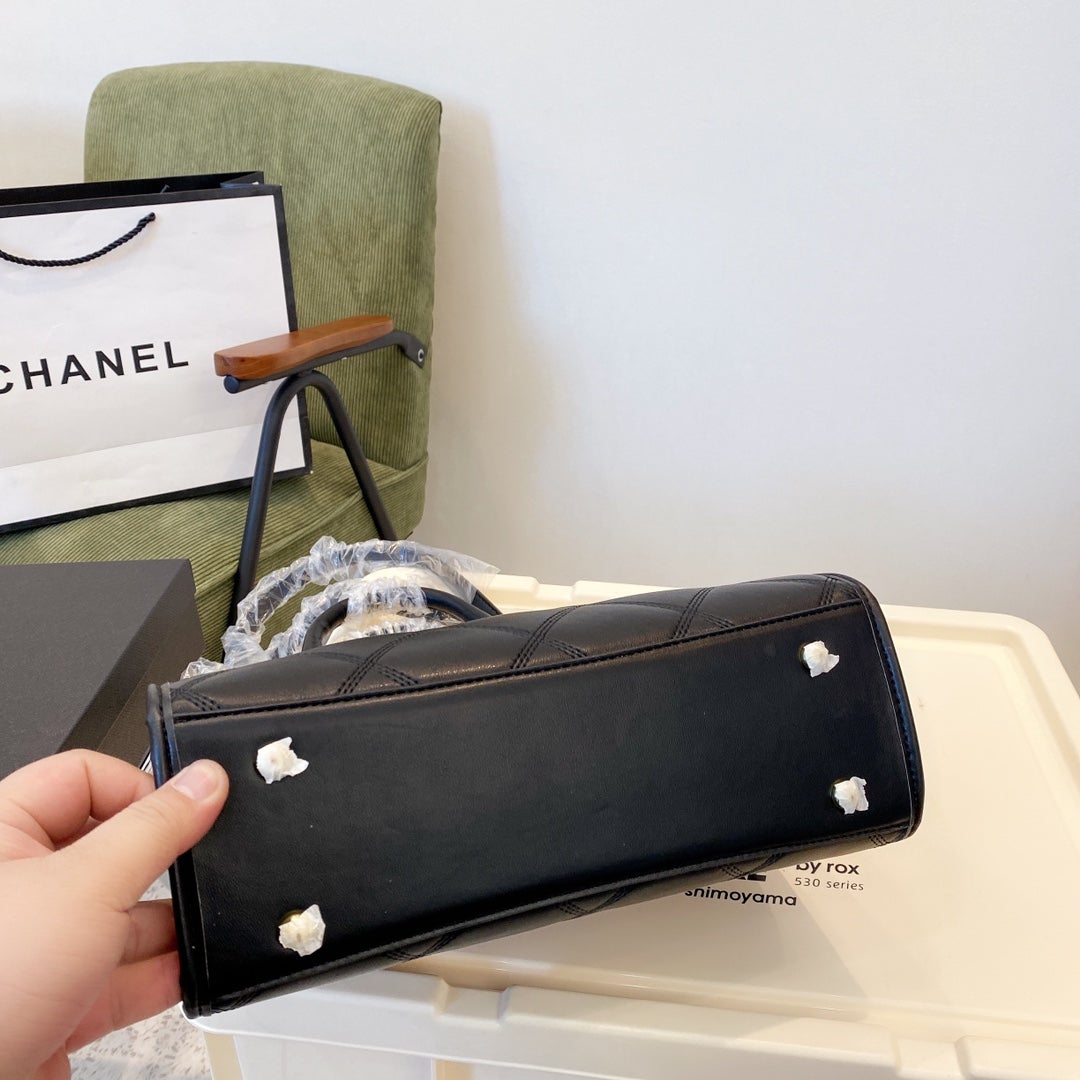 EN - New 1:1 rep  Top Quality CHL Bag 302